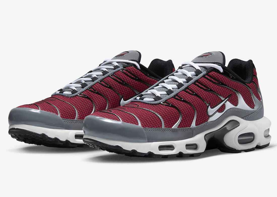 Nike-Air-Max-Plus-Red-Grey-White-DQ3983-600-Release-Date-4.jpeg