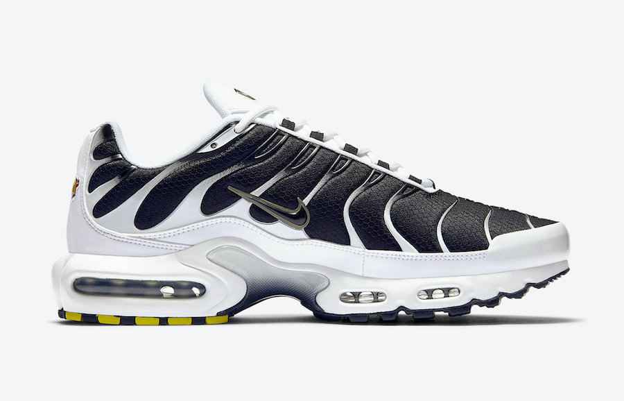 Nike-Air-Max-Plus-White-Black-Metallic-Pewter-CT1094-102-Release-Date-2.jpg