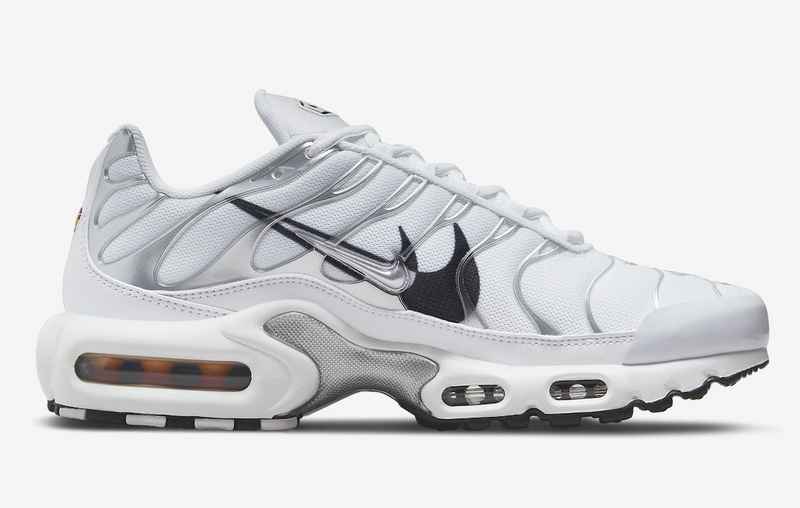 Nike-Air-Max-Plus-White-Silver-Black-DV3456-100-Release-Date-2.jpeg