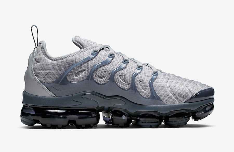 Nike-Air-VaporMax-Plus-Wolf-Grey-Dark-Grey-Release-Date-2.jpg