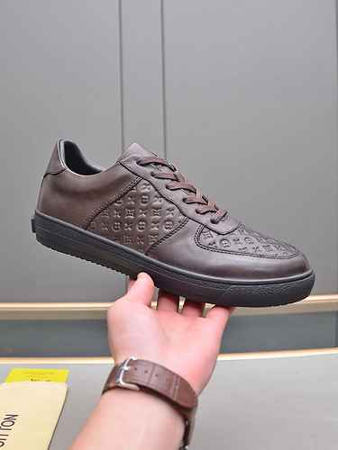 LV Men's Shoe Code: 0911B30 Size: 38-44 (customized to 45)