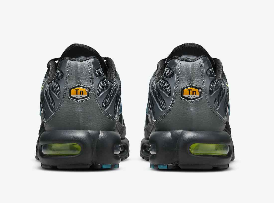 Nike-Air-Max-Plus-DJ6896-070-Release-Date-5.jpg