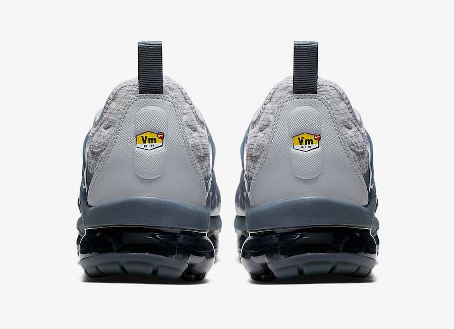 Nike-Air-VaporMax-Plus-Wolf-Grey-Dark-Grey-Release-Date-5.jpg