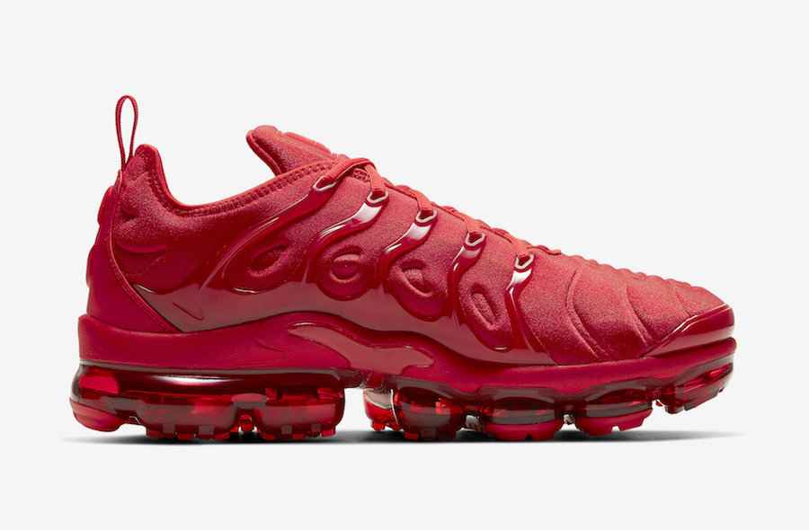 Nike-Air-VaporMax-Plus-Red-CW6973-600-Release-Date-2.jpg