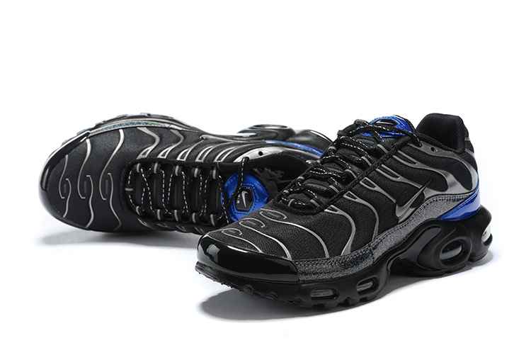 Nike Air Max Plus CW2646-001 40-46 (3).jpg