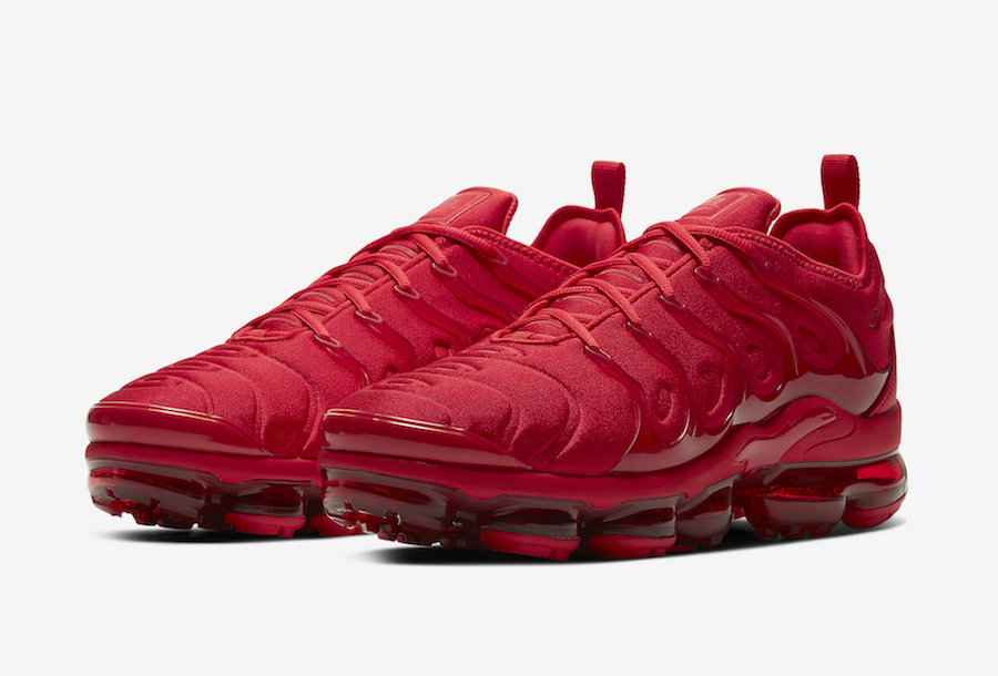 Nike-Air-VaporMax-Plus-Red-CW6973-600-Release-Date-4.jpg