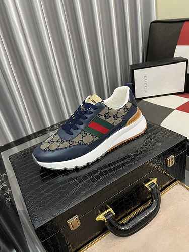 GUCCI Scarpa Uomo Cod. 0908B50 Taglia 3844