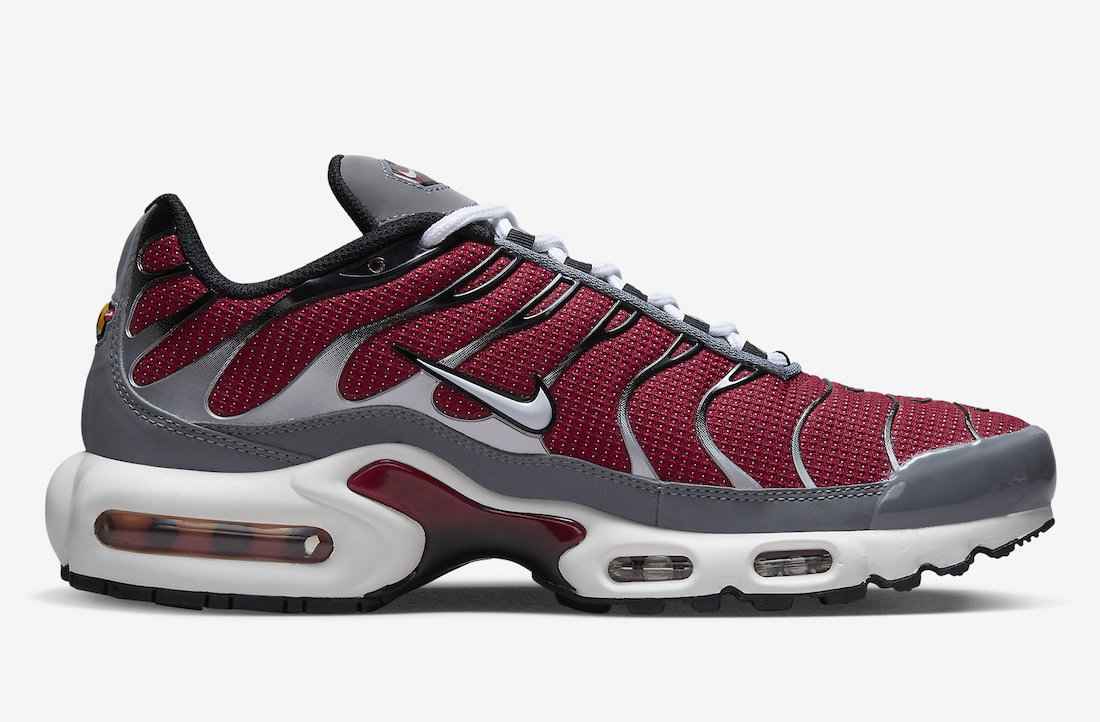 Nike-Air-Max-Plus-Red-Grey-White-DQ3983-600-Release-Date-2.jpeg