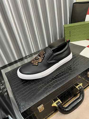 GUCCI Scarpa Uomo Cod. 0908B40 Taglia 3844