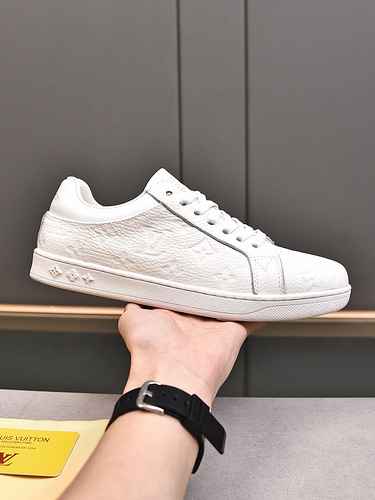 LV Men's Shoe Code: 0911B40 Size: 38-44 (customized to 45)