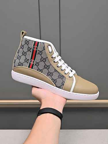 GUCCI Scarpa Uomo Cod. 0911B60 Taglia 3844 personalizzata al 45