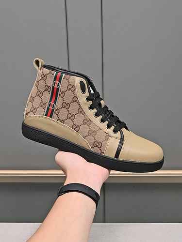 GUCCI Scarpa Uomo Cod. 0911B60 Taglia 3844 personalizzata al 45