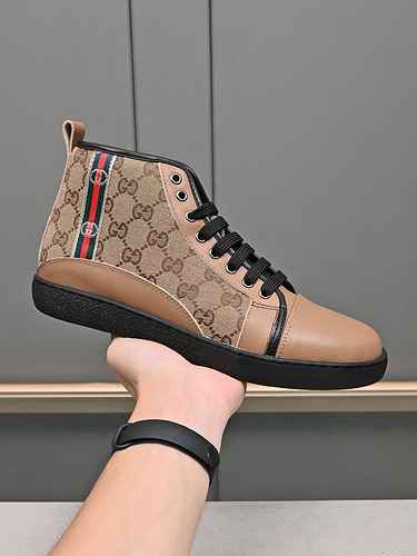 GUCCI Scarpa Uomo Cod. 0911B60 Taglia 3844 personalizzata al 45