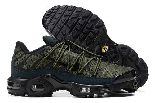 Nike Air Max Plus FJ4232 4046