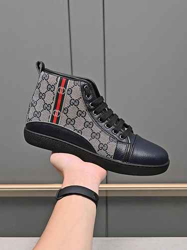 GUCCI Scarpa Uomo Cod. 0911B60 Taglia 3844 personalizzata al 45