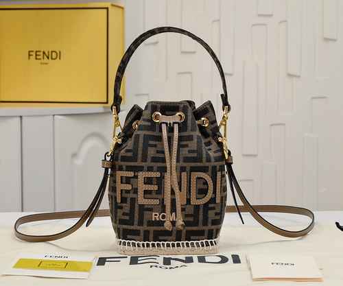 FENDI Borsa a secchiello Fendi Realizzata in materiale di tela importato Consegna di alta qualità Bo