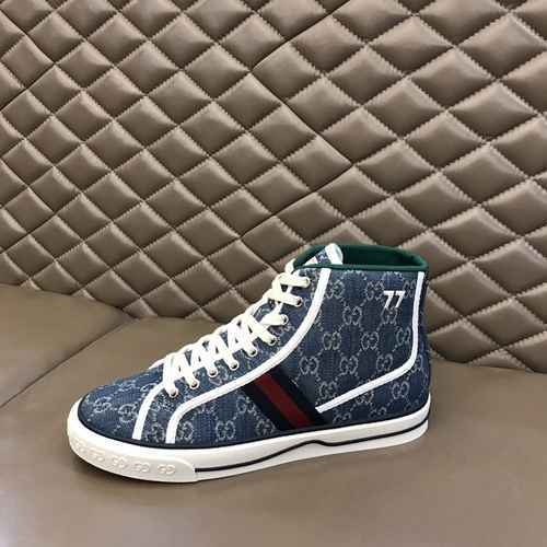 GUCCI Scarpa Uomo Cod. 0914B50 Taglia 3844 personalizzata al 45