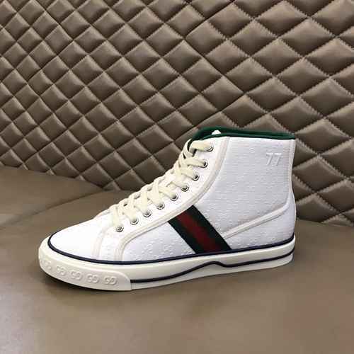 GUCCI Scarpa Uomo Cod. 0914B50 Taglia 3844 personalizzata al 45