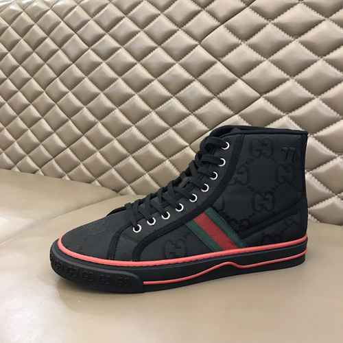 GUCCI Scarpa Uomo Cod. 0914B50 Taglia 3844 personalizzata al 45