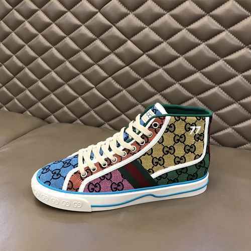 GUCCI Scarpa Uomo Cod. 0914B50 Taglia 3844 personalizzata al 45