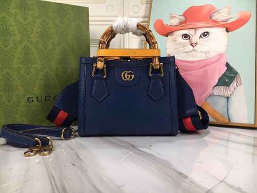 GUCCI handbag made of imported canvas material, high-end quality delivery gift bag, invoice size 20c