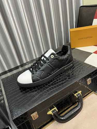 LV Men's Shoe Code: 0918B40 Size: 38-44