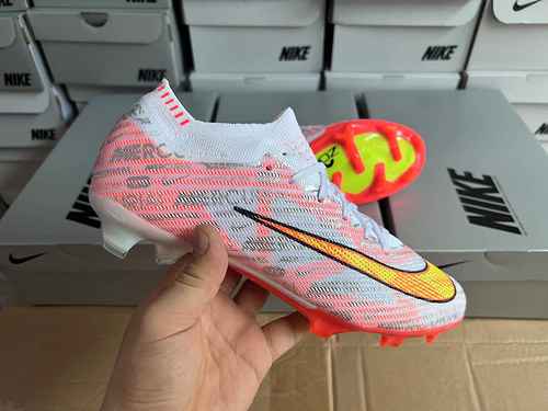 Scarpe Da Calcio Per Ragazzi E Ragazze Arrivate Mbappe Nike Assassin 15th Generation Low Top Air Cus