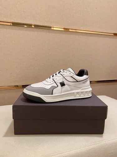 Valentino Men's Shoe Code: 0920B80 Size: 38-44 (Customizable 45.46)