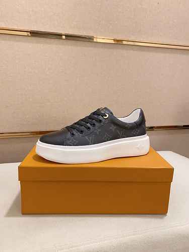 LV Men's Shoe Code: 0920B60 Size: 38-44
