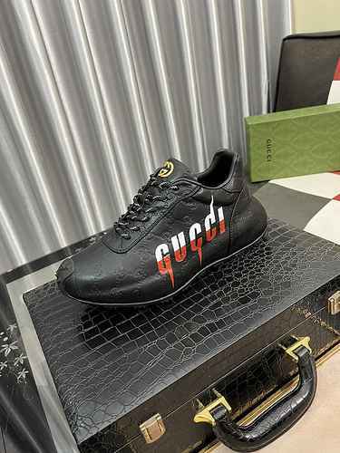 GUCCI Scarpa Uomo Cod. 0918C10 Taglia 3844