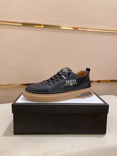 GUCCI Scarpa Uomo Cod. 0920B50 Taglia 3844