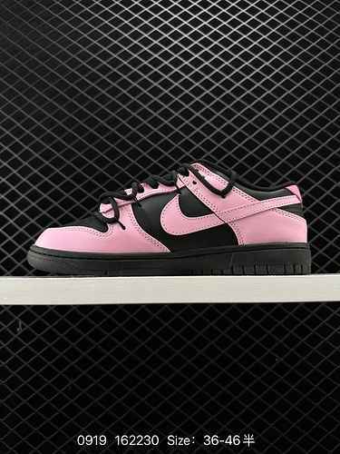 NIKE DUNK SB LOW Colorway personalizzata Dunk SB, come suggerisce il nome, ha un classico lignaggio 