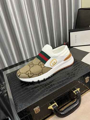 GUCCI Scarpa Uomo Cod. 0918B50 Taglia 3844