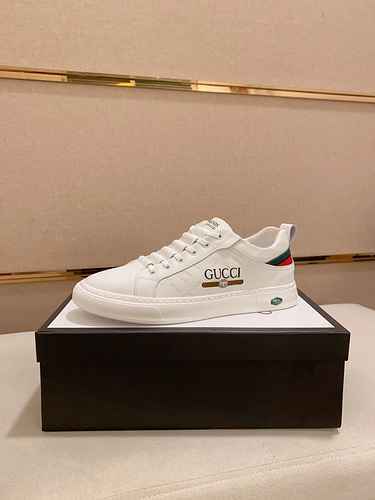 GUCCI Scarpa Uomo Cod. 0920B50 Taglia 3844