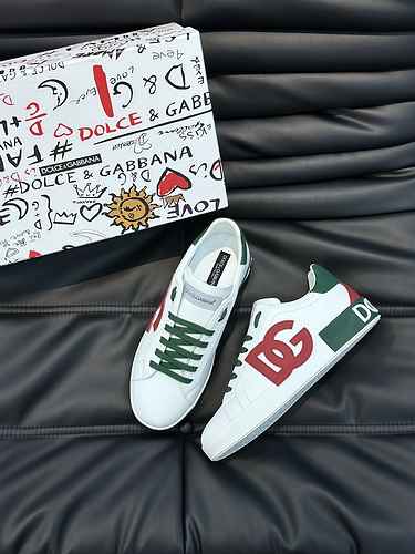 Dolce&Gabbana Men's Shoe Code: 0922B40 Size: 38-44