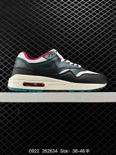 La scarpa da uomo e da donna 7 Nike Air Max prm è un'elegante scarpa da tavola retrò con scarpe da j