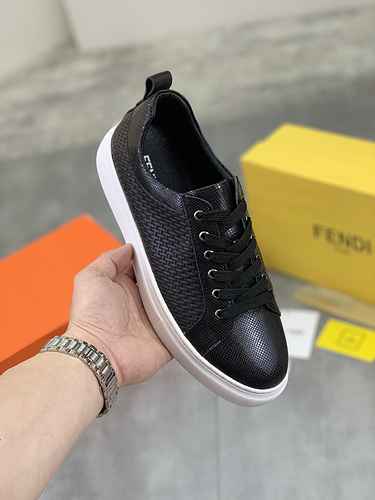 Fendi Men's Shoe Code: 0924B50 Size: 38-44 (customized to 45)