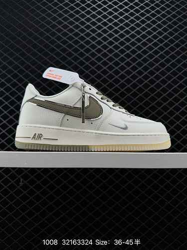 2 scarpe da ginnastica casual versatili Nike Air Force Low Air Force One a livello aziendale. Le pre