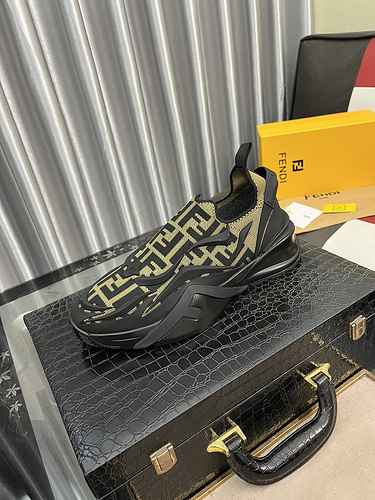 Fendi Men's Shoe Code: 1003B70 Size: 38-44