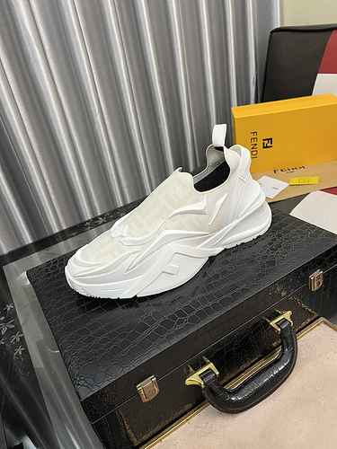 Fendi Men's Shoe Code: 1003B70 Size: 38-44