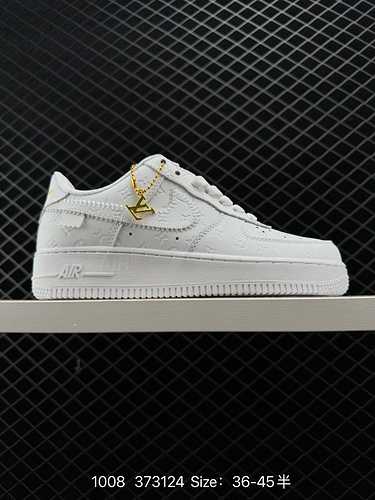 La versatile scarpa da tavola sportiva casual Nike Nike Air Force Low Air Force One con marchio LV L