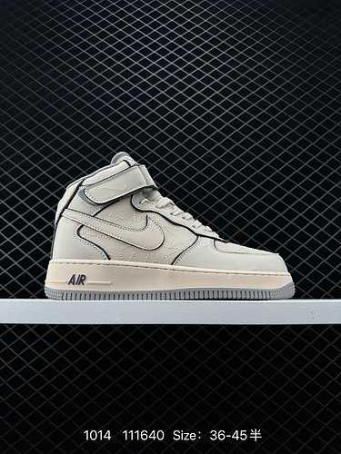 2 scarpe da ginnastica casual Nike Air Force Low Air Force One mid-top morbide e morbide di livello 