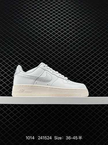 2 Sneaker versatile Nike Air Force 7 SU9 Air Force One AF AF Le prestazioni di ammortizzazione morbi