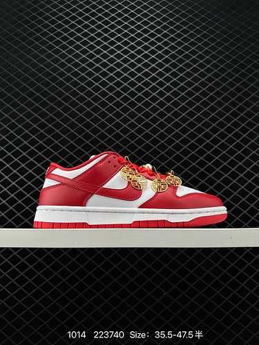 2 NIKE DUNK SB LOW Colorway personalizzata Dunk SB, come suggerisce il nome, ha un classico lignaggi