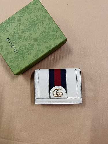 Il portafoglio GUCCI con clip corta adotta una borsa regalo originale importata in pelle bovina di a