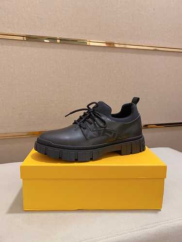 Scarpa Uomo Fendi Codice 1022B30 Taglia 3844