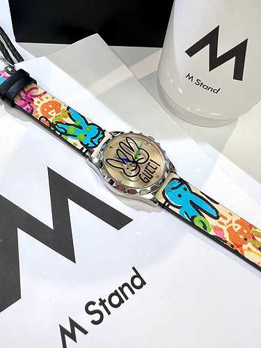 Orologio GUCCI da donna con movimento meccanico originale completamente automatico, cassa in acciaio