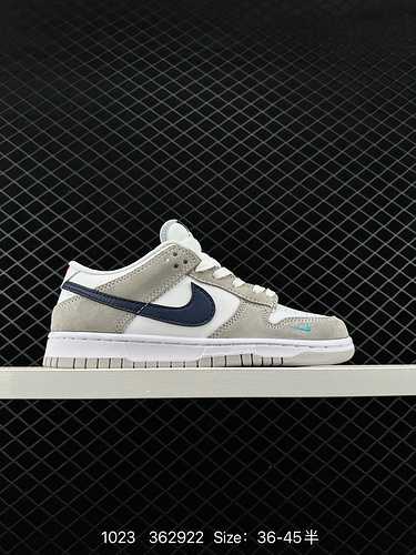 Nike Dunk Lowampquot Grey Navyampquot La scarpa Nike SB a taglio basso grigio bianco blu è realizzat