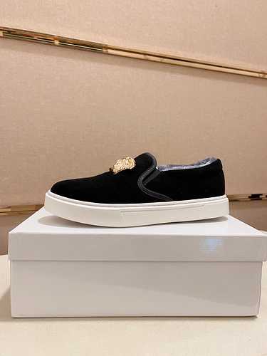 Scarpe da uomo in peluche Versace codice 1022B20 Taglia 3844