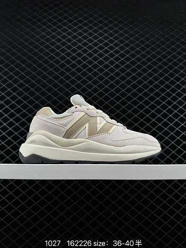The 3 New Balance NB74 series retro men's and women's sports shoes are versatile, thick soled, eleva